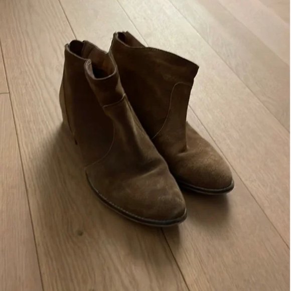 Seychelles Western Booties - Picture 1 of 5